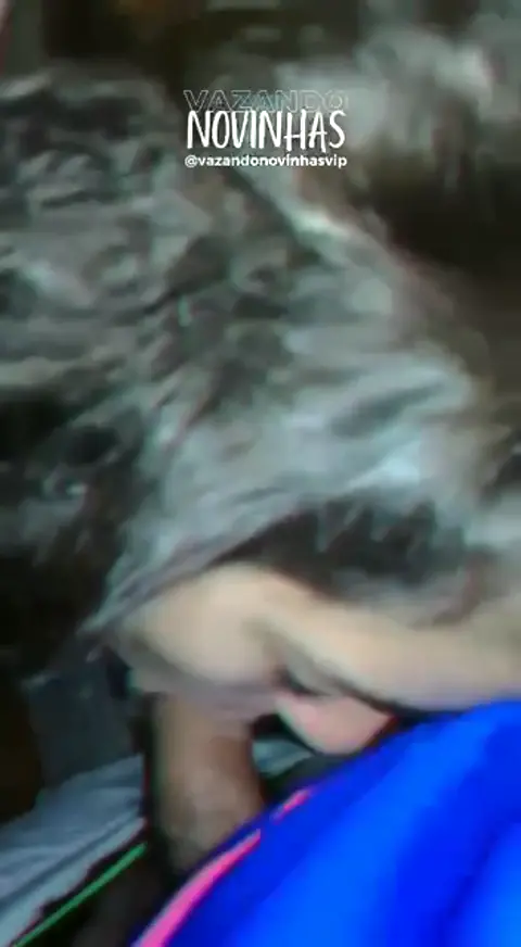 15 year old girl masturbates her hairy pussy